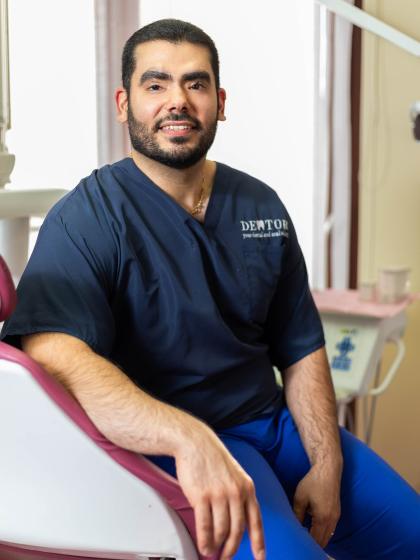 Dr. Foad Haghighat - Dentist