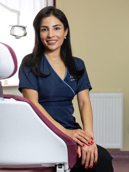 Dr. Maryam Kia - Fogorvos
